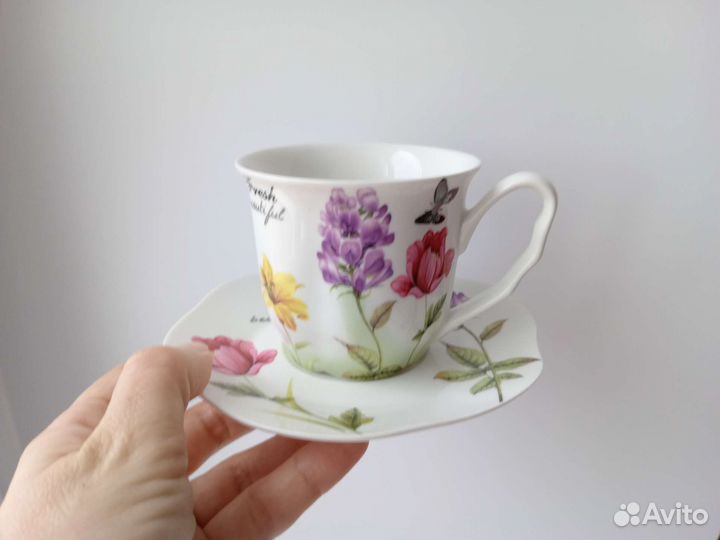 Чайный сервиз в упаковке Цветы