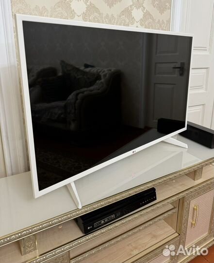 Продам телевизор LG 43LJ519V