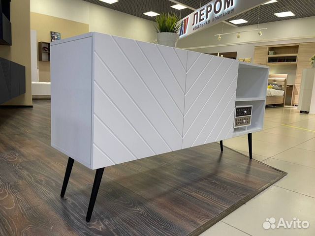 Тумба под телевизор белая (или другого цвета)