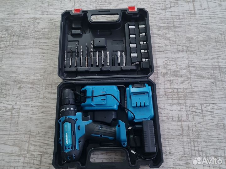 Шуруповерт makita