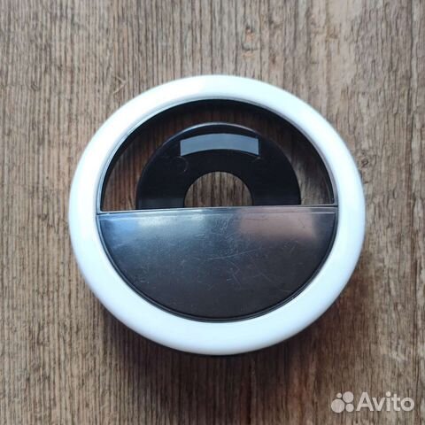 Кольцевая лампа на телефон