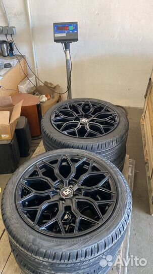 Колеса в сборе r17 летние 4 100