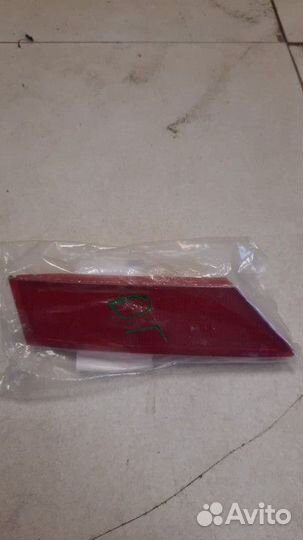 Светоотражатель в задний бампер левый