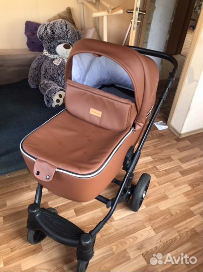 Коляска 3 в 1 Delorean