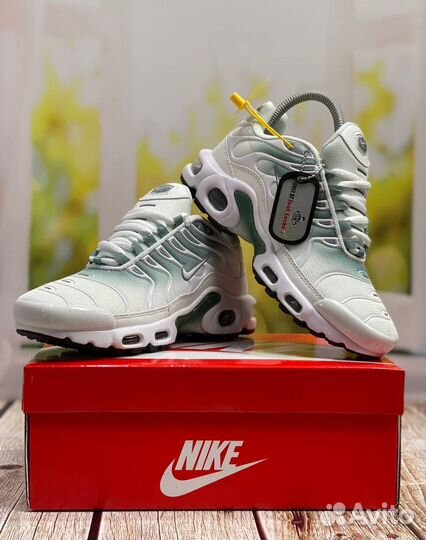 Кроссовки мужские nike air max TN plus