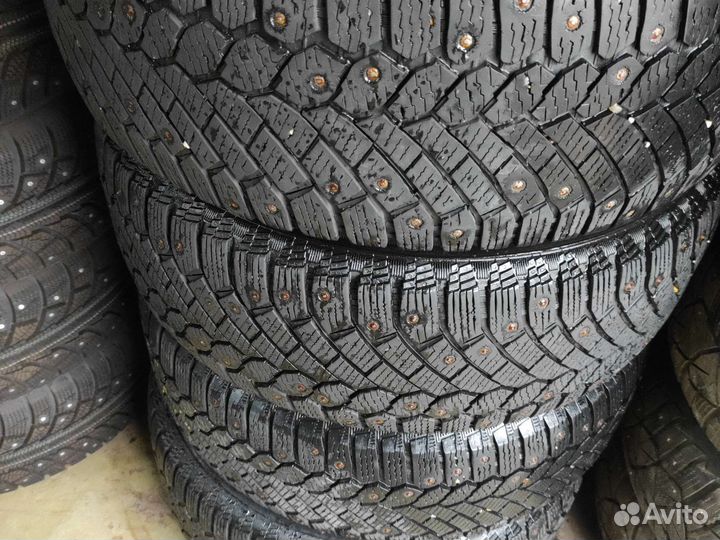 Continental ContiIceContact 4x4 235/55 R17