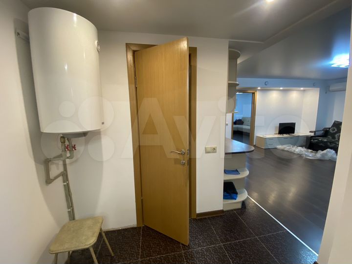2-к. квартира, 60 м², 1/5 эт.