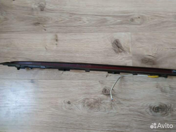 Стоп-сигнал Тойота Краун jzs141