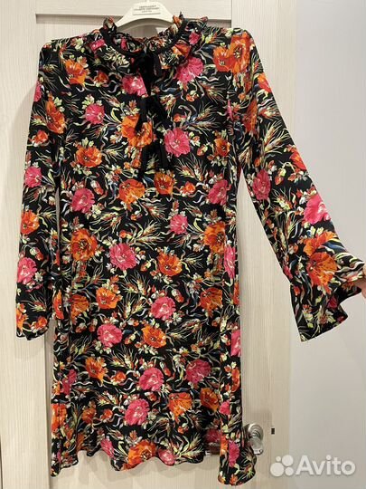 Платье женское