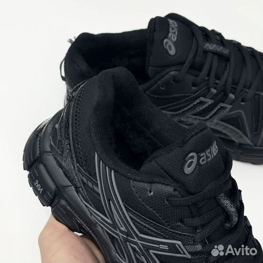 Зимние кроссовки Asics с мехом. До -30. 40-46р