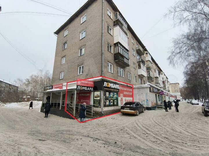 Торговое, 44 м² на потоке Магнита, Бристоль и Ozon