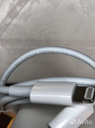 Оригинальная зарядка на iPhone 20w