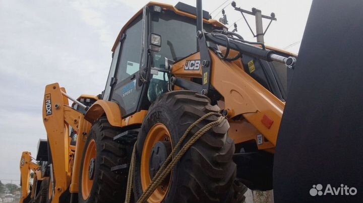 Экскаватор-погрузчик JCB 3CX, 2023