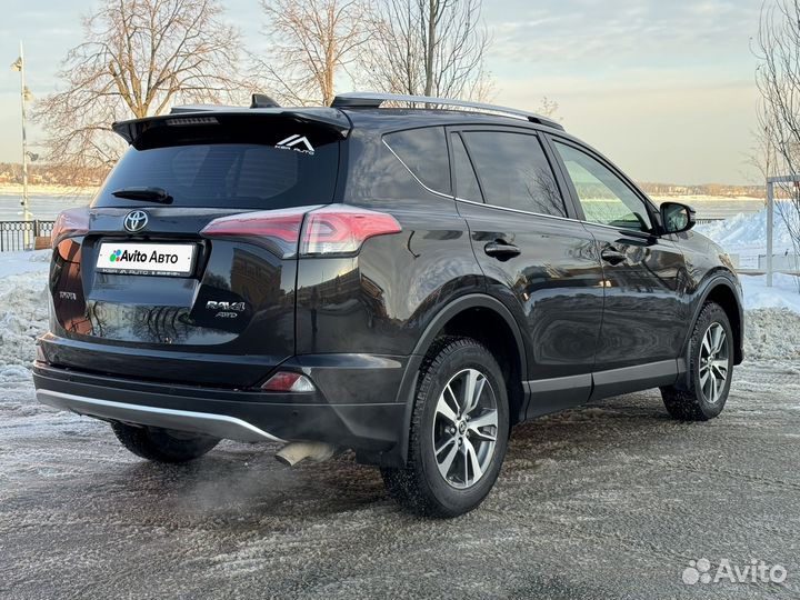 Toyota RAV4 2.0 CVT, 2015, 145 000 км