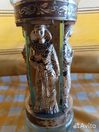 Бутылка от коньяка советских времён