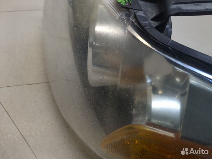 Фара (передняя) Ford Escape, 2007