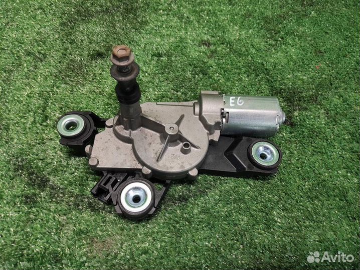 Мотор стеклоочистителя задний Mazda 3 (BK) 2005