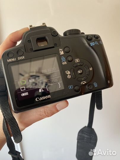 Зеркальный фотоаппарат canon EOS 1000D