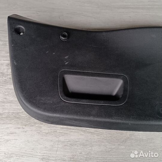 Обшивка крышки багажника hyundai solaris хэтч