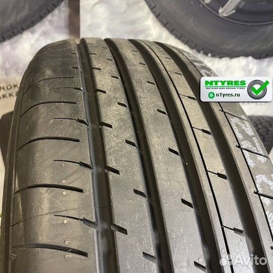 Yokohama BluEarth-XT AE61 235/60 R18 103W