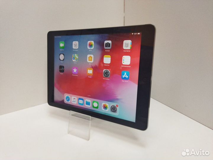 Планшет с SIM-картой Apple iPad Air 32Gb Wi-Fi + C