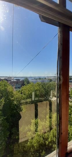 2-к. квартира, 49 м², 5/5 эт.