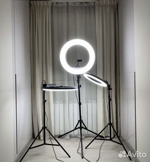 Кольцевая лампа со штативом новое