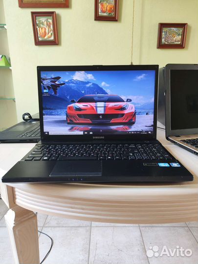 Samsung np300v5a i5/3Gb/320Gb/1Gb