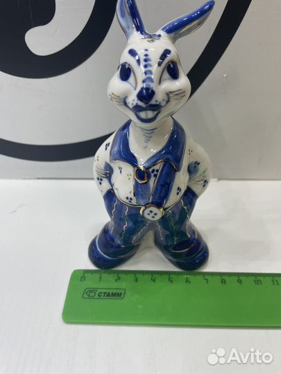 Статуэтка гжель с позолотой / Заяц