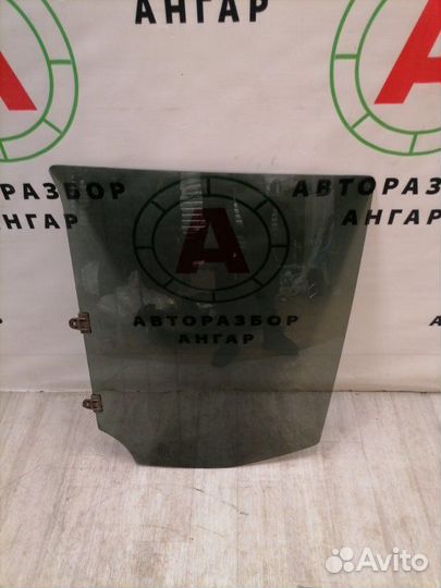 Стекло заднее левое Nissan Note E11 HR16DE 2006