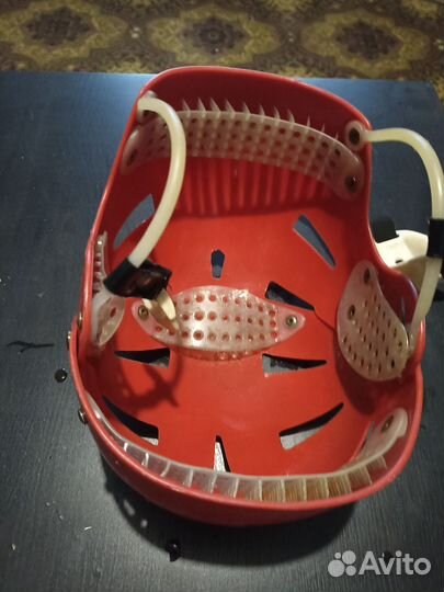 Шлем хоккейный регулируемый