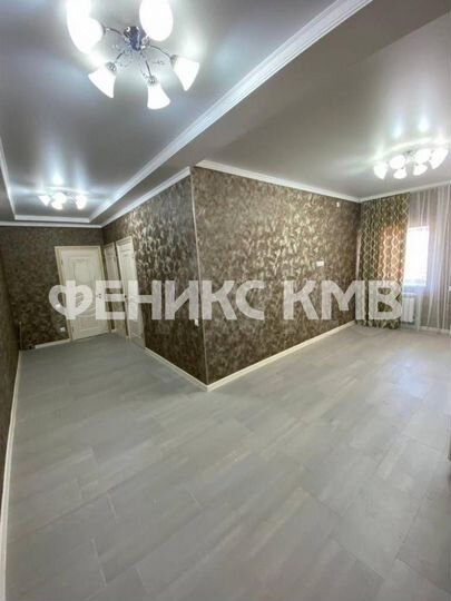 2-к. квартира, 66 м², 8/8 эт.