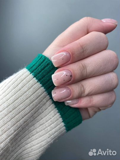 Мастер маникюра и педикюра