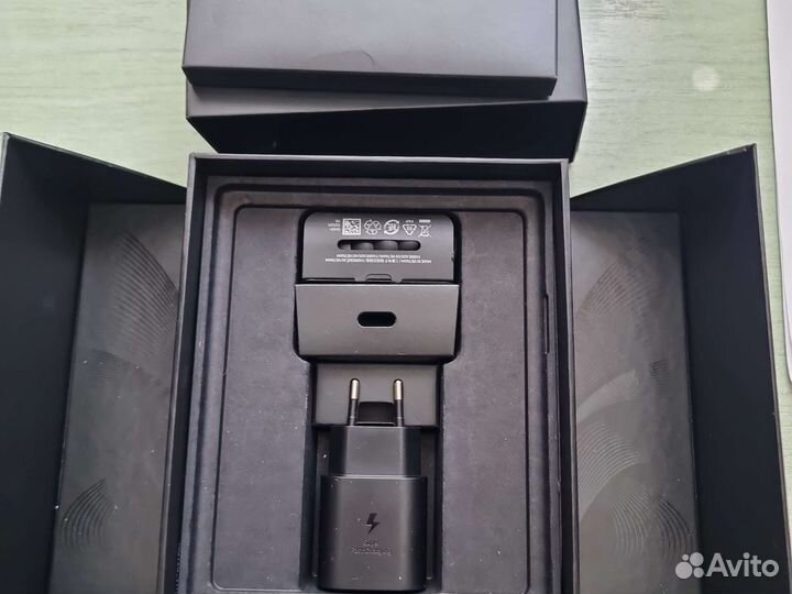 Samsung galaxy z Fold2