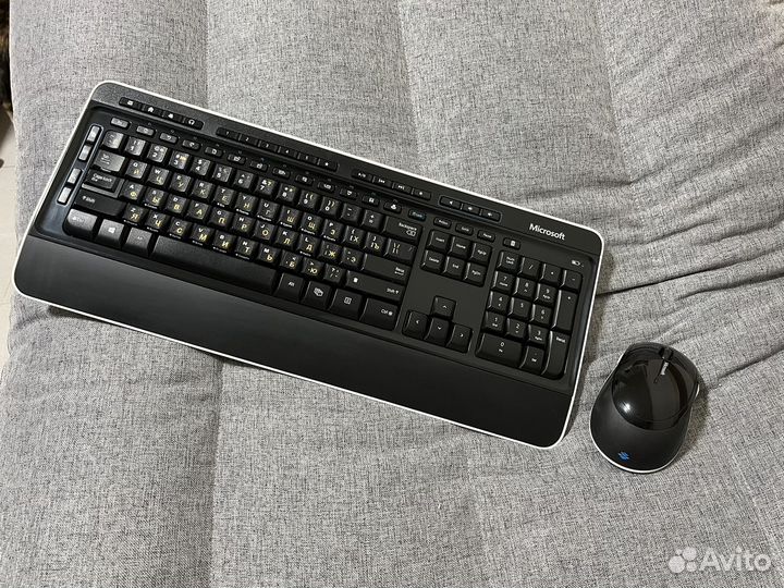 Клавиатура беспроводная + мышь Microsoft