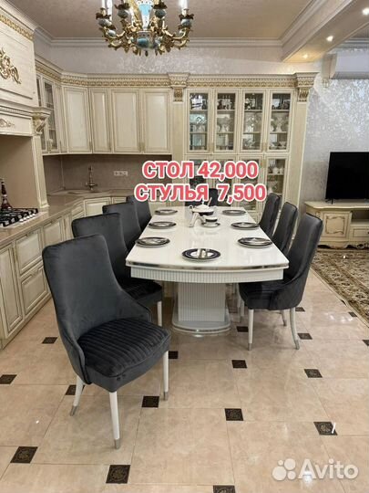 Столы и стулья новые