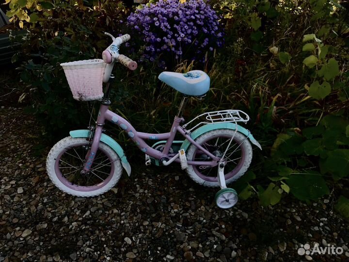 Детский четырехколесный велосипед б/у