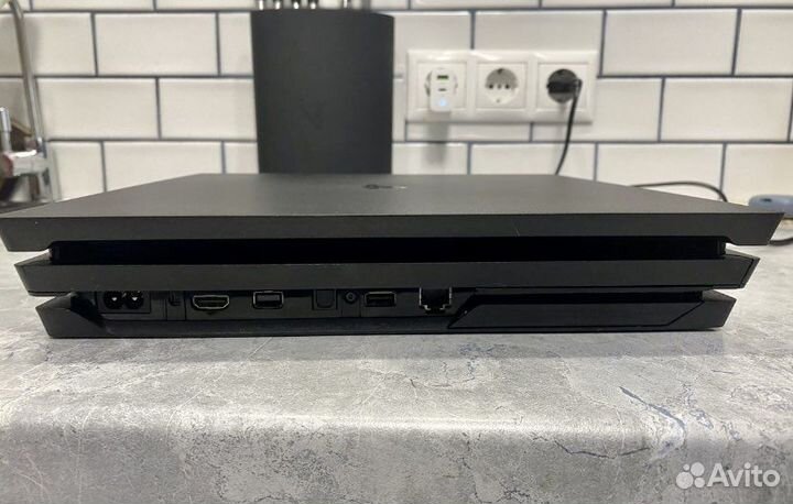 Sony PS4 PRO/2-DualShock/35игр