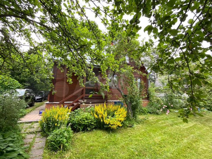 Дом 96 м² на участке 7,8 сот.