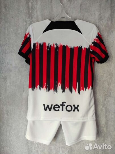 Детская футбольная форма Милан