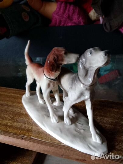 Статуэтка фарфор борзые собаки