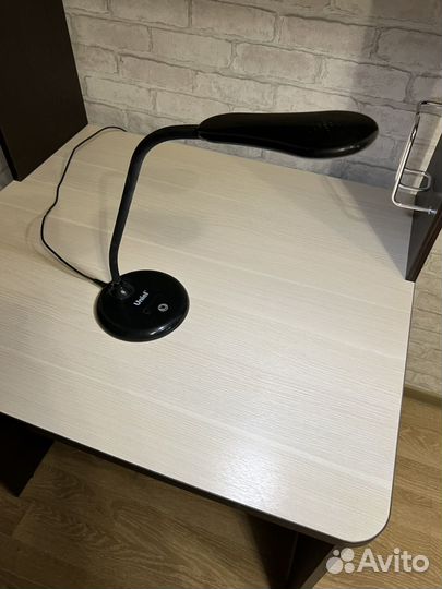 Лампа настольная