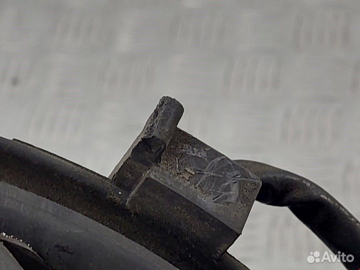 Вентилятор радиатора кондиционера Volkswagen Passa