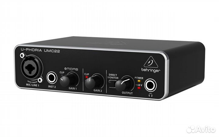Аудиоинтерфейс звуковая карта behringer UMC22