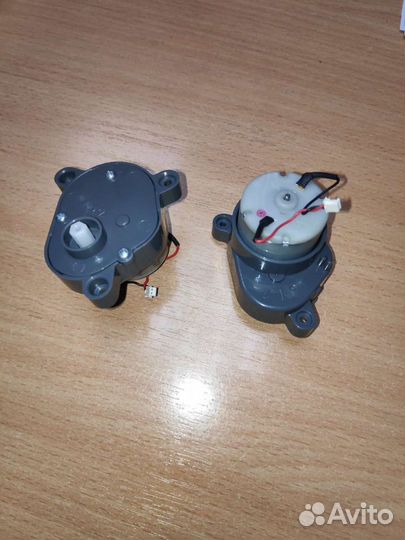 Привод боковой щётки для робота iBoto Smart X610G