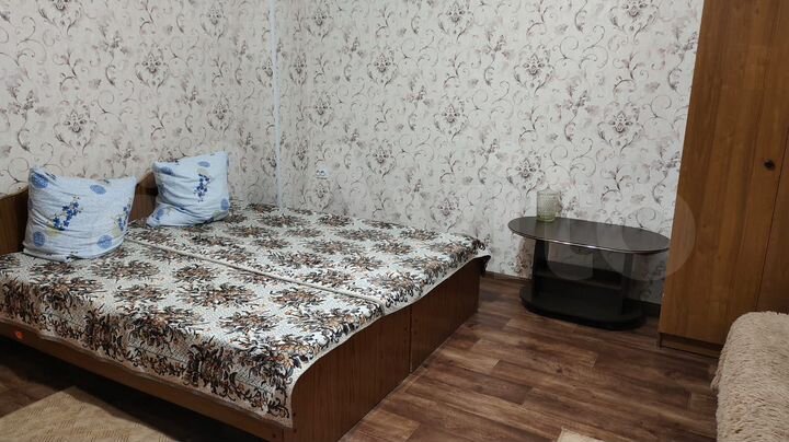 Комната 14 м² в 3-к., 1/1 эт.