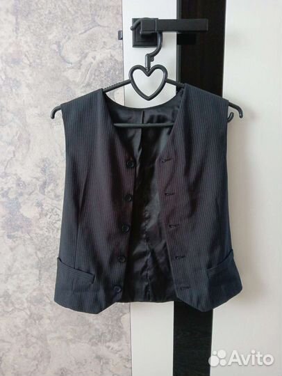 Продам школьную форму