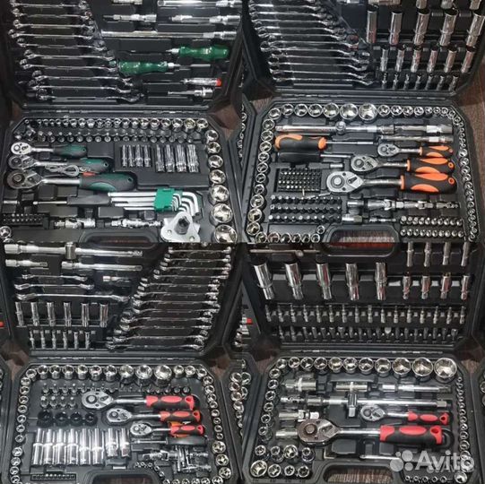 Набор инструментов, головок, ключей