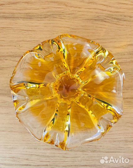 Baзa/Пепельница. Гутное стекло. Чехословакия