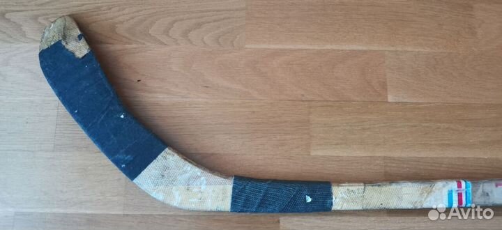 Клюшка А. Кожевникова с автографами